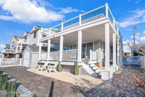 1427 Paul Boulevard, Manahawkin, NJ 08050