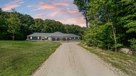 3 Nautical Way, Gray, ME 04039