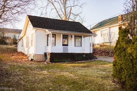 713 Hillcrest Street, Parkersburg, WV 26101