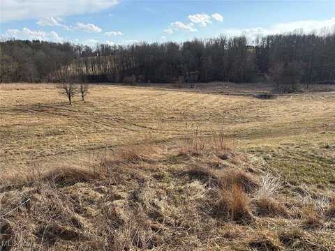 7845 Dueber Avenue SW, East Sparta, OH 44626