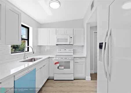 1588 NW 6th Ave, Pompano Beach, FL 33060