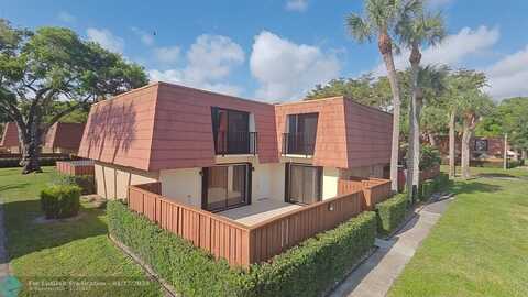 306 Buttonwood Ln, Boynton Beach, FL 33436