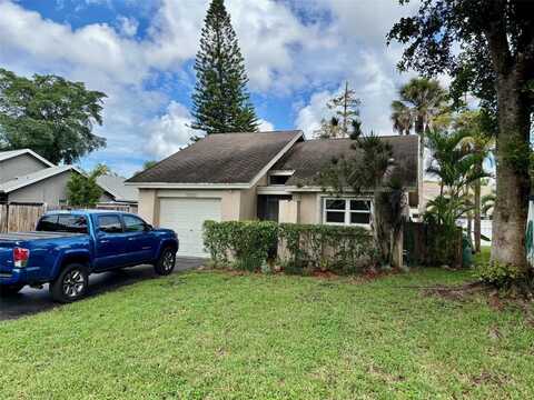 7321 NW 38th Court, Coral Springs, FL 33065