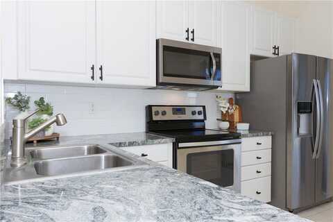 9926 E Villa Circle, Vero Beach, FL 32966