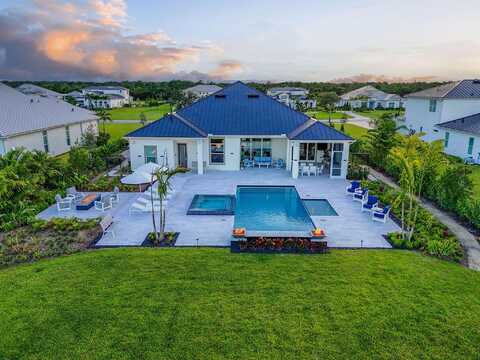 20017 SE Bridgewater Drive, Jupiter, FL 33458