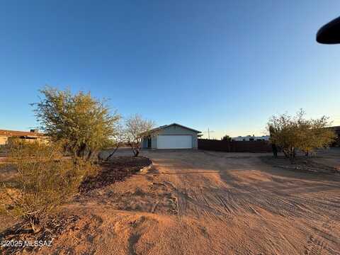 5669 N Avra Road, Tucson, AZ 85743