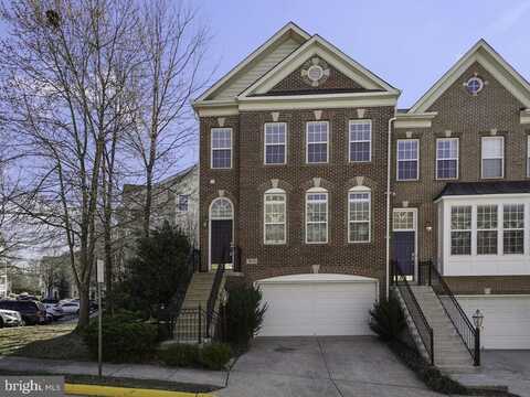 8233 GUNSTON COMMONS WAY, LORTON, VA 22079