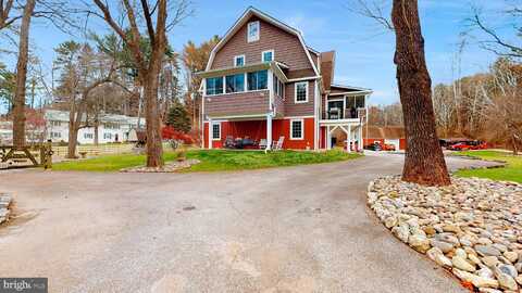 901 CRUM CREEK, BROOMALL, PA 19008