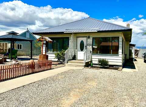 439 E 400 S, Vernal, UT 84078