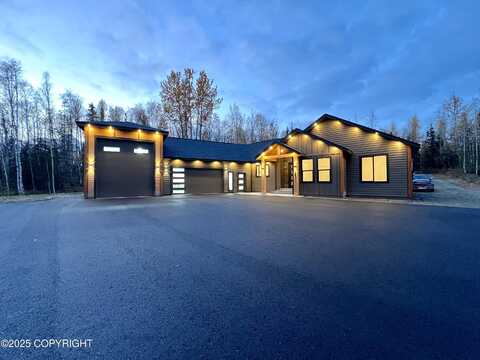365 W Crestwood Avenue, Wasilla, AK 99654