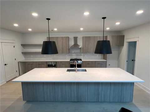 123 S Paddock LOOP, Fayetteville, AR 72701