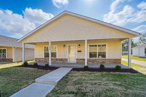 714 Clifton Avenue, Springfield, OH 45505