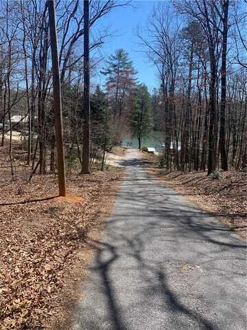 Bauknight Road, Mountain Rest, SC 29664