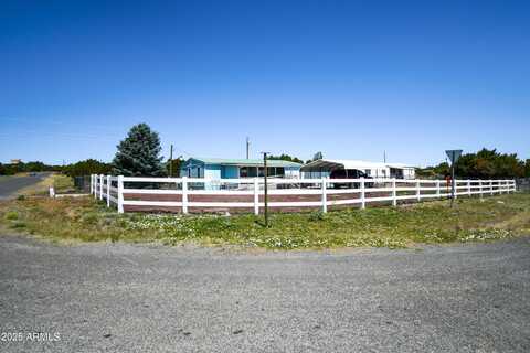 61 Evergreen Lane Lane, Concho, AZ 85924
