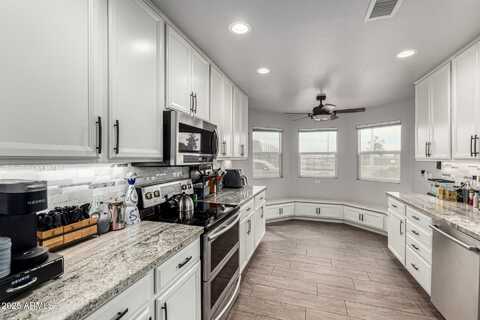 8576 W MCLELLAN Road, Glendale, AZ 85305