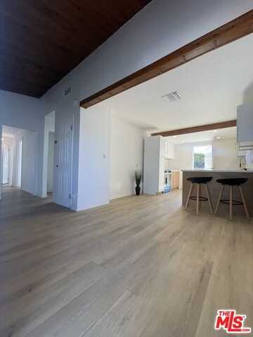 11216 Norris Ave, Pacoima, CA 91331