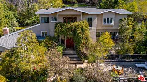 3908 Fairway Ave, Studio City, CA 91604