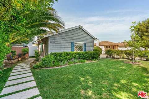 20711 Bassett St, Winnetka, CA 91306