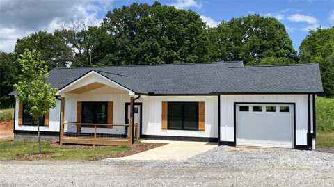 80 Peyton Elaine Road, Clyde, NC 28721