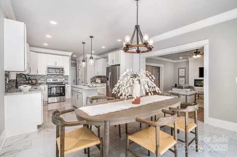 7221 Static Way unit: 13, Sherrills Ford, NC 28673