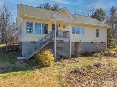 367 Cresent Street, Saluda, NC 28773