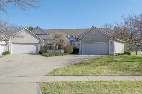 13598 Village Court, Clive, IA 50325