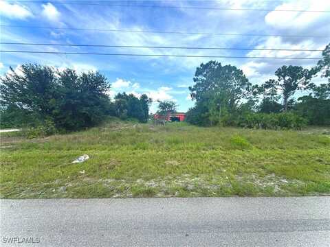 2519 38th Street SW, Lehigh Acres, FL 33976