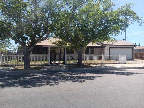 38560 E 2nd Street, Palmdale, CA 93550