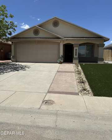 2199 Lisa Sherr Street, El Paso, TX 79938