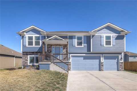 815 S Sunset Lane, Raymore, MO 64083