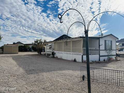 661 Granada Dr, Quartzsite, AZ 85346