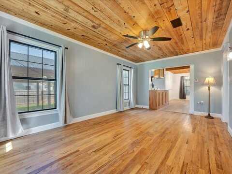1402 Murphy Ave, Lufkin, TX 75904
