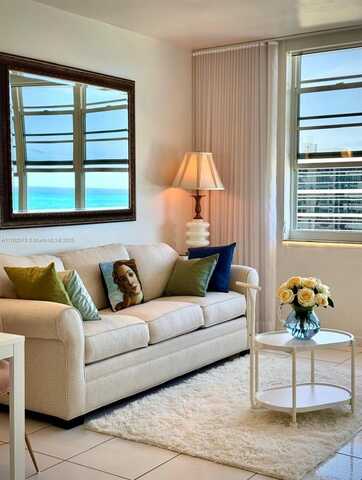 100 Lincoln Rd, Miami Beach, FL 33139