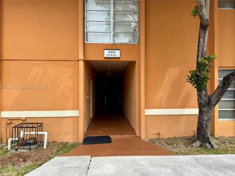 9493 SW 76th St, Miami, FL 33173