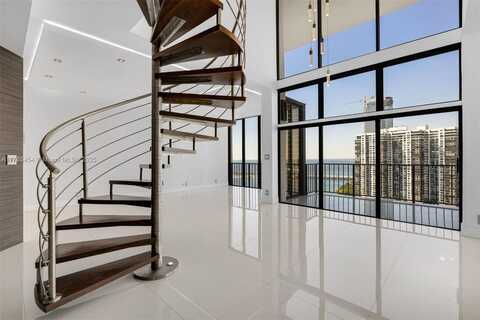 1925 Brickell Ave, Miami, FL 33129