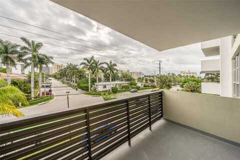 9800 W Bay Harbor Dr., Bay Harbor Islands, FL 33154