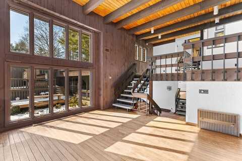 10 Scotch Dam Road, Easton, MA 02375
