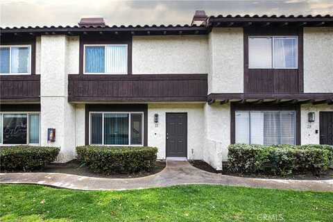 1077 Santo Antonio Dr., Colton, CA 92324