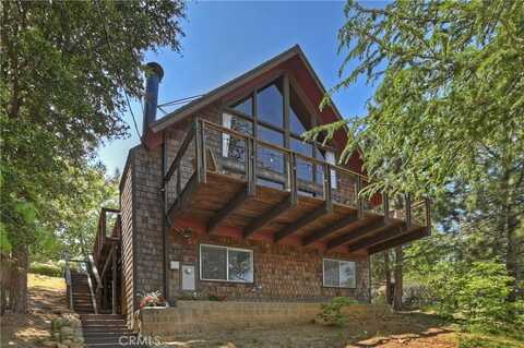 1361 St Anton Drive, Lake Arrowhead, CA 92352