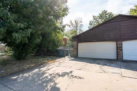10924 E 23rd Street, Tulsa, OK 74129