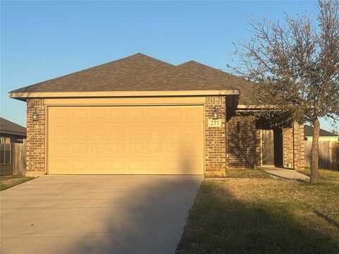 211 Candlewood Circle, Gainesville, TX 76240