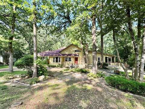 490 Branding Iron Lane, Holly Lake Ranch, TX 75765