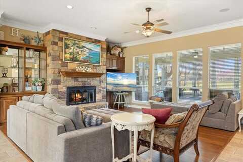 5710 Nutcracker Drive, Granbury, TX 76049