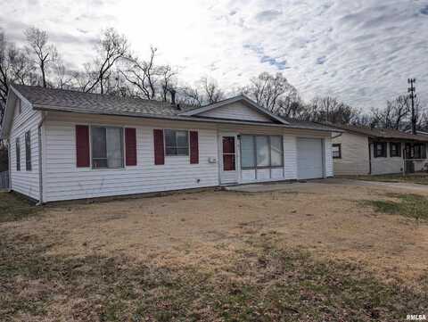 1704 LAMAR Drive, Pekin, IL 61554