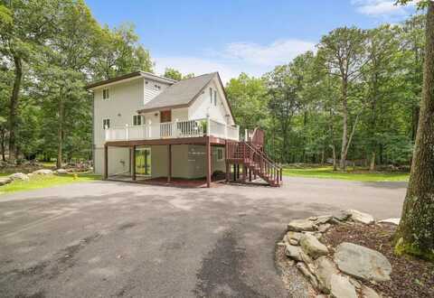 2175 Vista Circle, East Stroudsburg, PA 18302