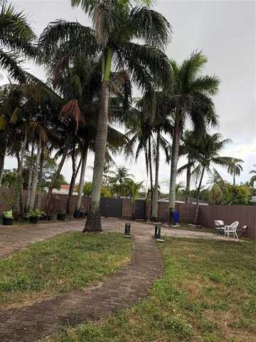 1817 CLEVELAND, Hollywood, FL 33020