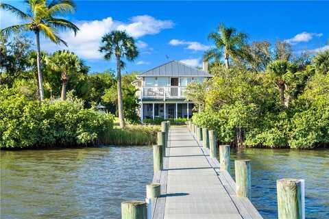 1935 Quay Dock Road, Vero Beach, FL 32967
