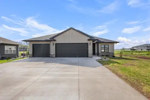 726 TAMBOUR Court, DE PERE, WI 54115