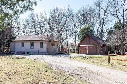 7695 HURON RIVER Drive S, Dexter, MI 48130