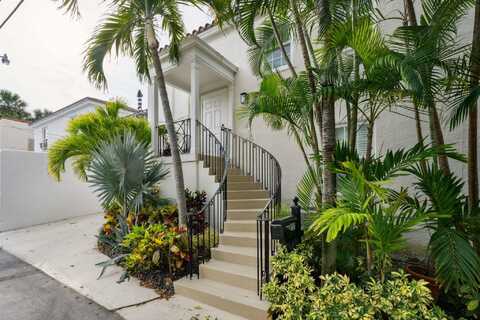 151 S County Road, Palm Beach, FL 33480